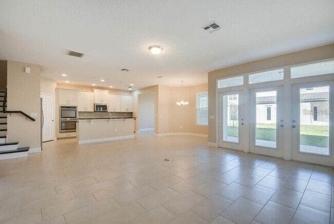 Building Photo - 8763 Crescendo Ave