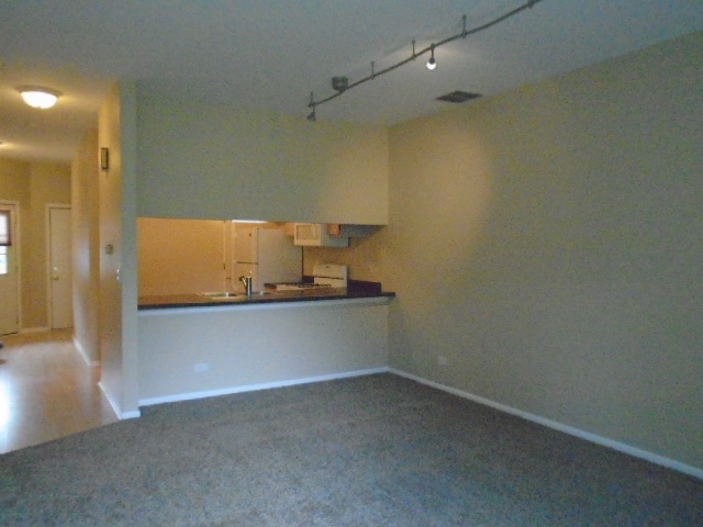 Building Photo - 574 Woodcrest Dr