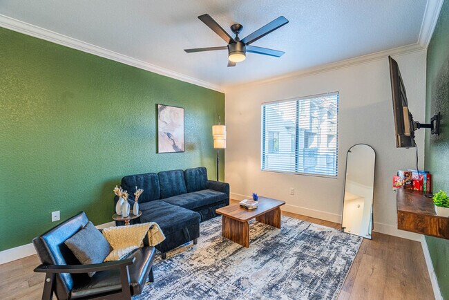 Building Photo - 2150 S 55th St