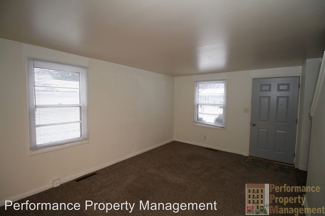 Building Photo - 3636 Way St