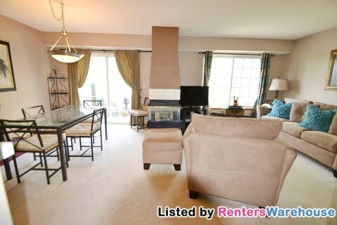 Building Photo - 15640 24th Ave N