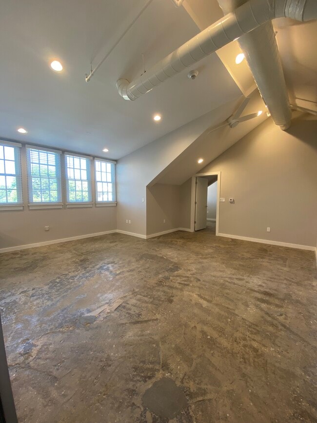 Building Photo - The Marine Residence