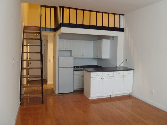 Foto del edificio - 7 E 37th St