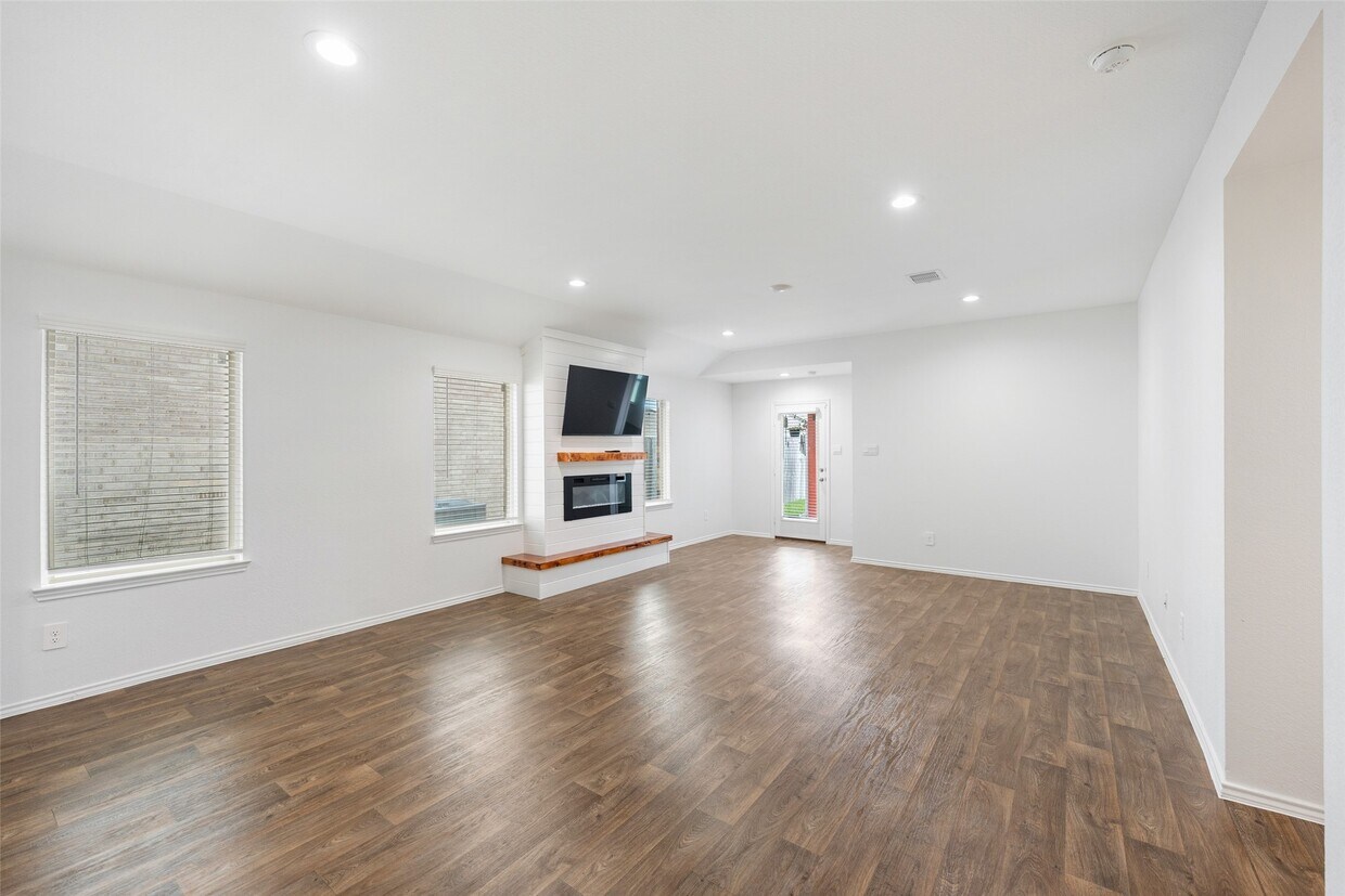 Building Photo - 5134 Cherry Tallow Trl