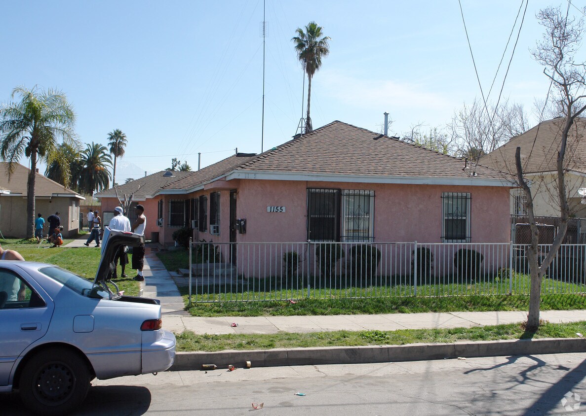 Foto principal - 1155 N Lugo Ave