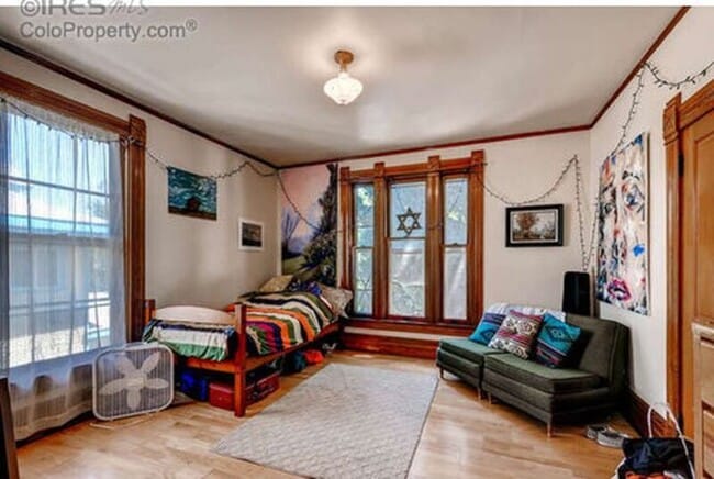 Building Photo - 1329 11th Ave