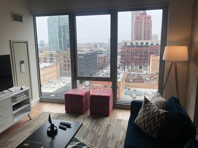 Foto del edificio - 621 W Fulton St