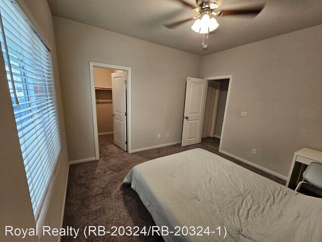 Foto del edificio - 5 br, 3 bath House - 1171 Twincrest ave.