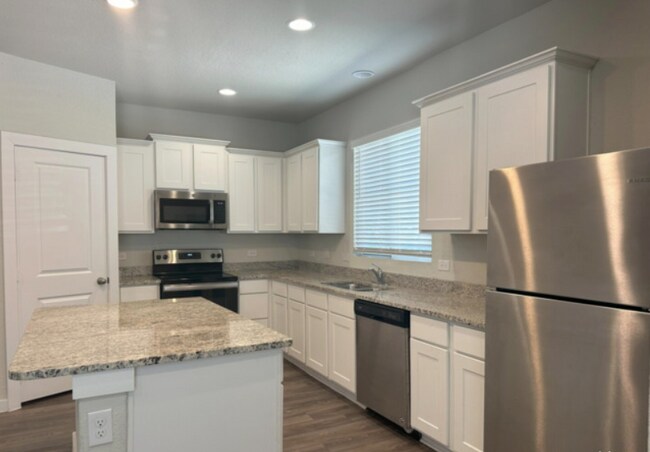 Building Photo - 13307 Rowdy Cv