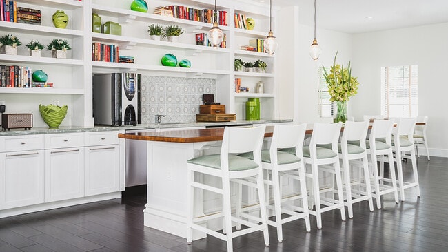 Building Photo - Riverhouse at 11th Apartments