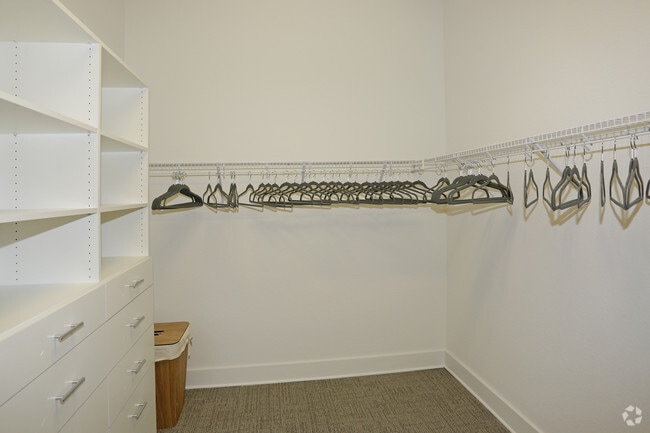 Spacious Closets! - Reserve on 3rd
