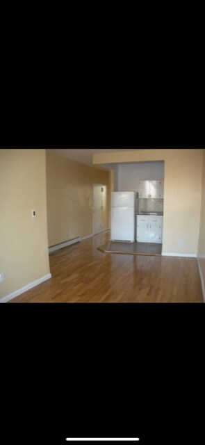 Building Photo - 421 Saratoga Ave