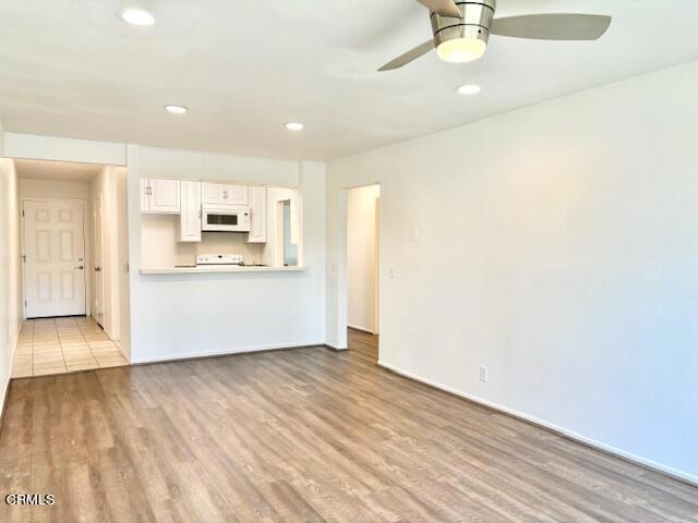 Building Photo - 377 E Surfside Dr