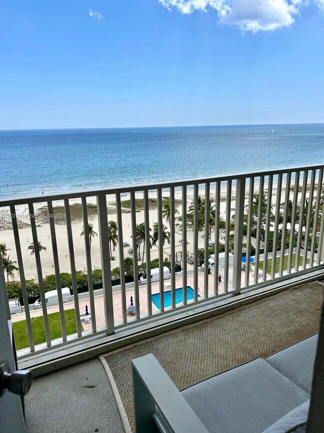 Foto del edificio - 750 N Ocean Blvd