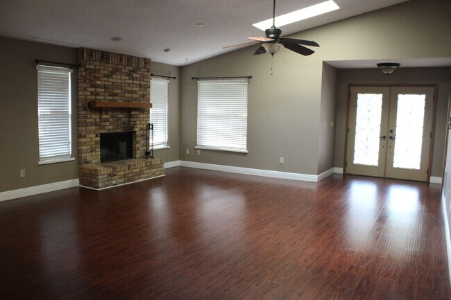 Foto del edificio - 3 bed 2 bath Home in Port Orange