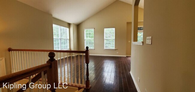 Foto del edificio - 2 br, 3 bath House - 325 Timber Ridge Court