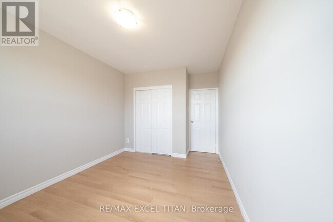 Photo du bâtiment - 468 Ottawa St N