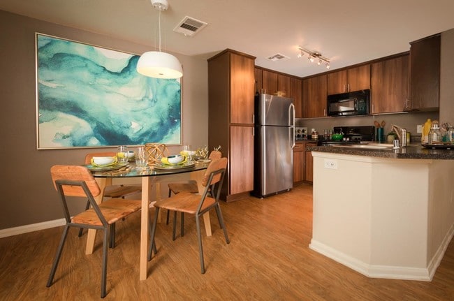 Building Photo - Ritiro Las Vegas