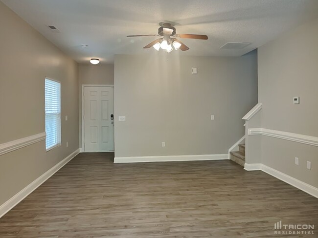 Foto del edificio - 4744 Abercromby St