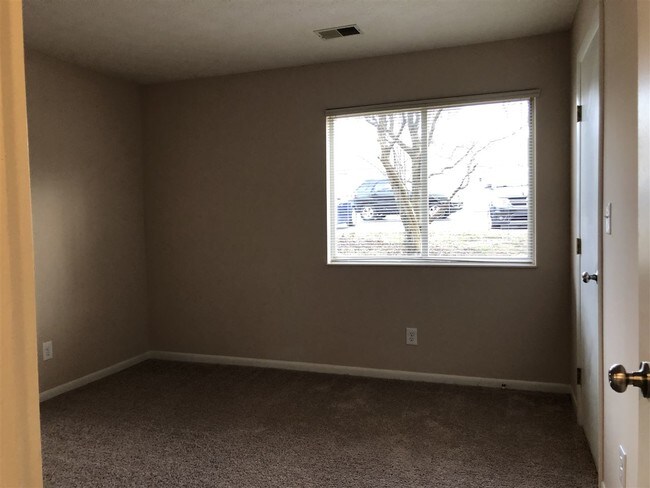 Building Photo - 31 Rio Grande Cir