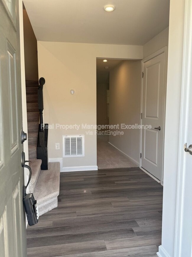 Foto del edificio - 6625 Pathfinder Wy