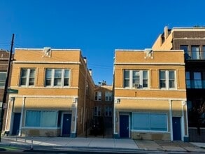 Building Photo - 3712 W Belmont Ave