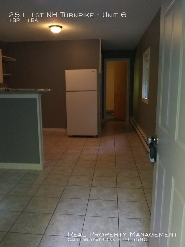 Building Photo - Cozy 1 Bedroom Apartment