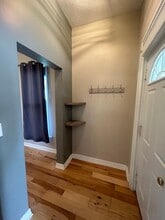 Building Photo - 4904 Holdrege St