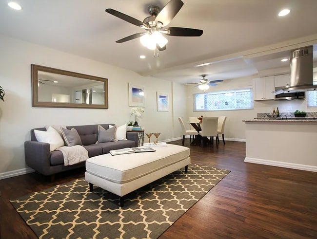 Foto del edificio - 1322 Amethyst St