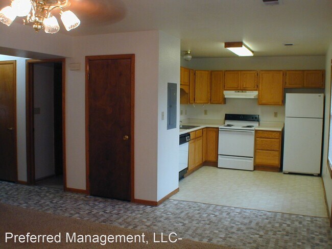 Building Photo - 2920 E 12th St