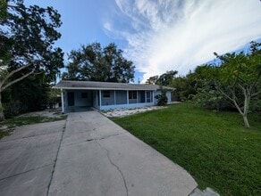 Building Photo - 1176 40th St