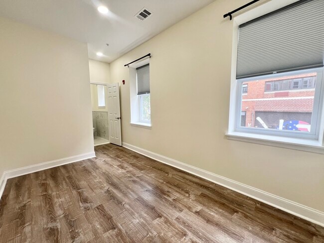 Building Photo - 301 South St