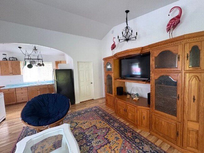 Foto del edificio - Fully Furnished 2BD Home | Fiber Internet | Pets OK | Yard Service Included | $1,950