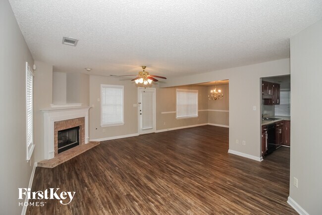 Foto del edificio - 10050 Cameron Ridge TR