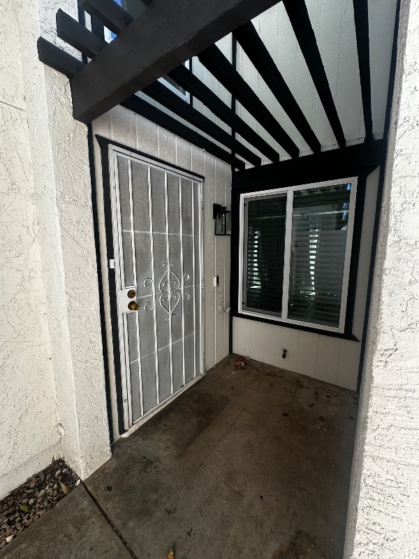 Building Photo - 1051 S Dobson Rd