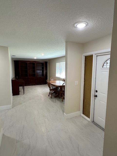 Foyer & Dining Room - 73 Alanwood Dr