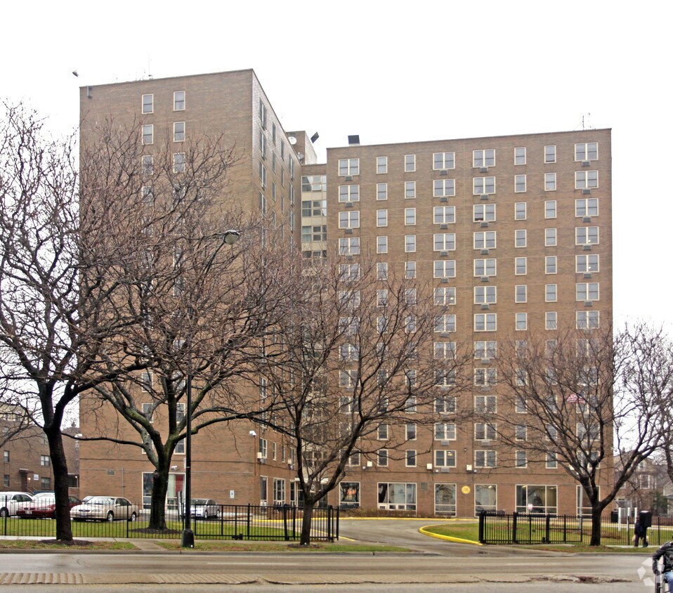 Schneider Apartments Chicago, IL