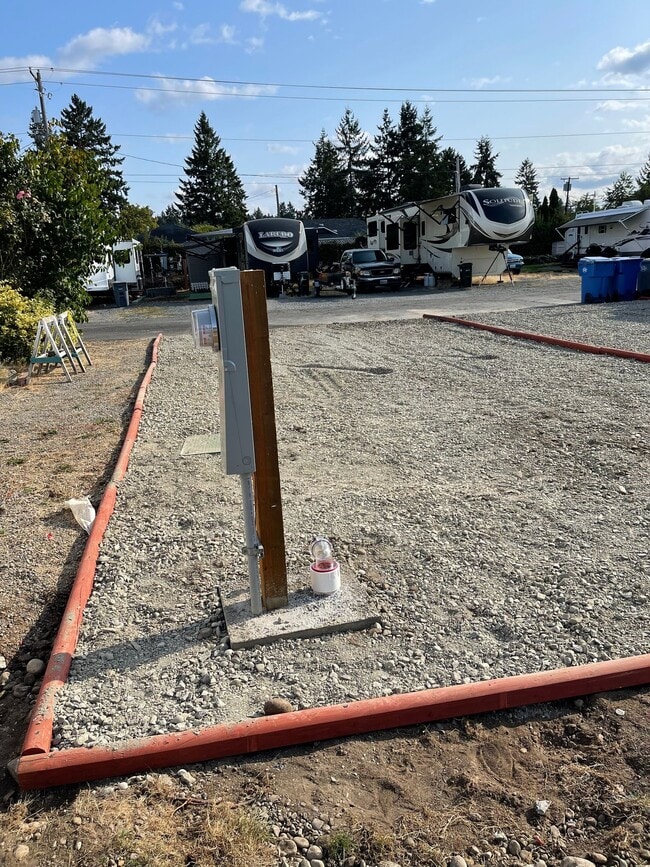 Building Photo - 1 Bed 1 Bath Mobile Home for Rent!