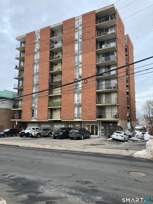 Building Photo - 87 Glenbrook Rd