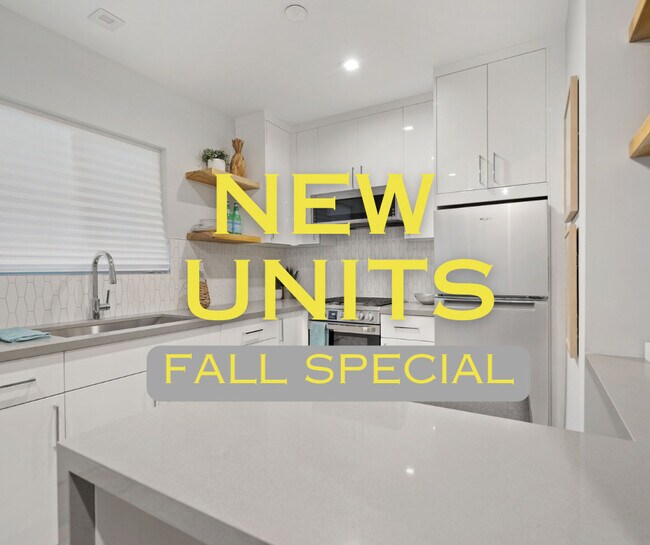 Building Photo - Palm View Village (Furnished Units Available)