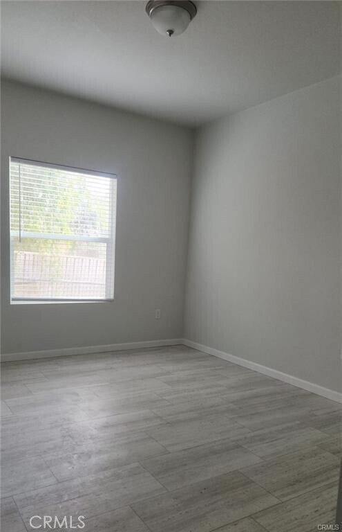 Foto del edificio - 33031 Catlin Ave