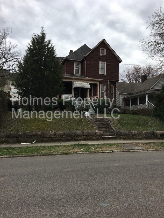 1612 Forest Ave, Knoxville, TN 37916 House Rental in Knoxville, TN