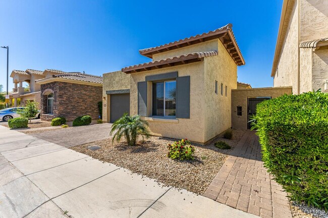 Foto del edificio - 2430 N 142nd Dr