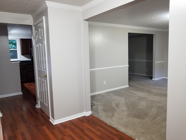 Entry - 14602 Helmsman Ct
