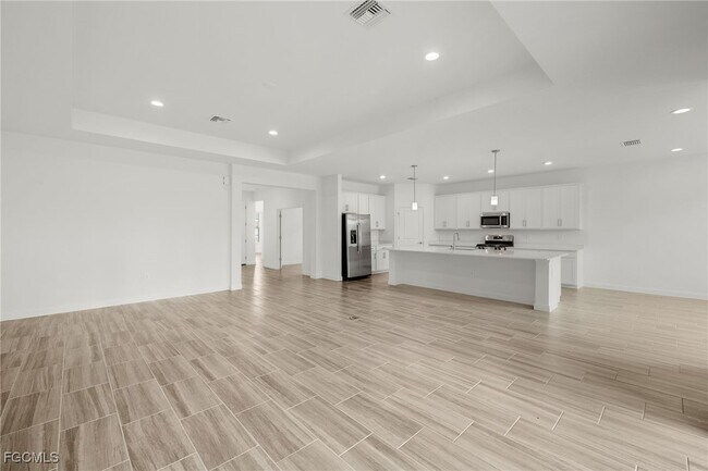 Foto del edificio - 15263 Jadestone Dr