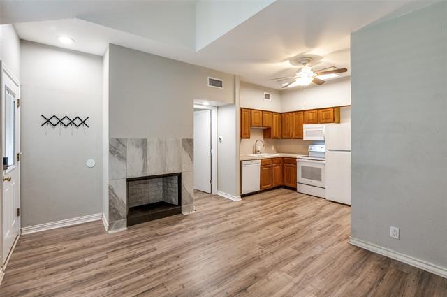 Building Photo - 6220 Bentwood Trail