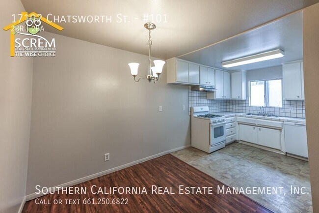 Foto del edificio - 17102 Chatsworth St