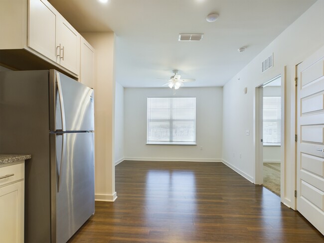 Kitchen - Aurora St. Leon Apartments