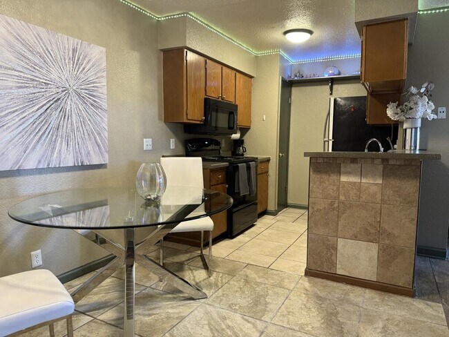 Foto del edificio - 6701 Eastridge Rd