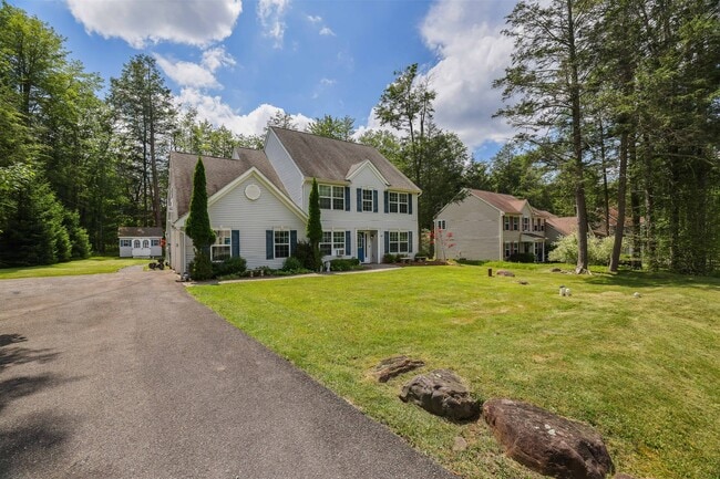 Foto del edificio - 49 Driftwood Dr